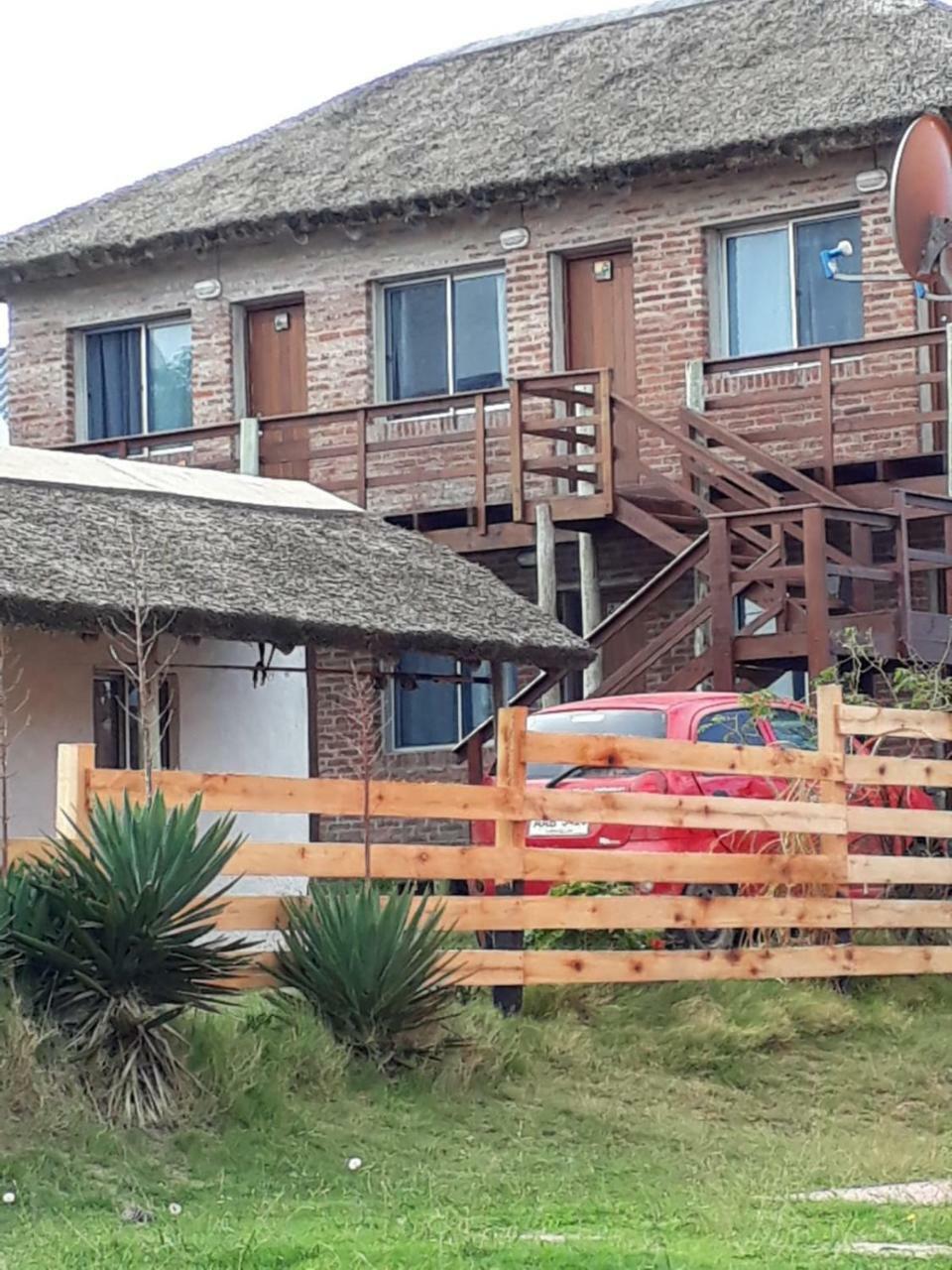 Hostal La Virazon بونتا ديل ديابلو المظهر الخارجي الصورة